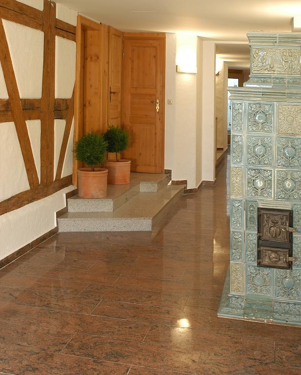 Landgasthof Und Hotel Weisser Lowe Eckental Bagian luar foto