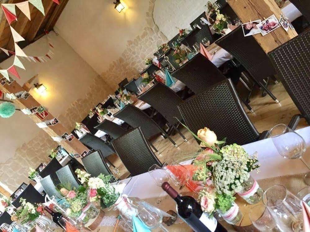 Landgasthof Und Hotel Weisser Lowe Eckental Bagian luar foto